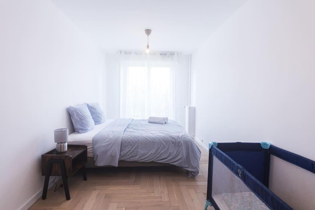 Elegance Et Confort- Videoprojecteur Tours-parking *